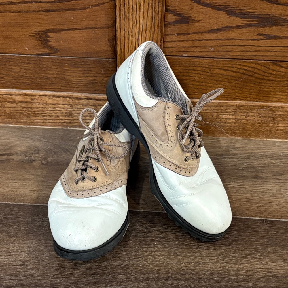 FootJoy Men's Two-Tone Oxford Shoes